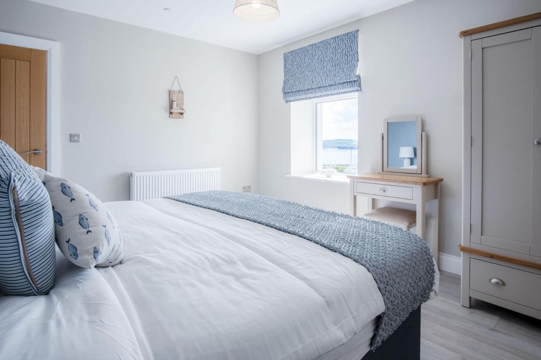 Haven View - 2 Bedroom Apartment - Milford Haven Εξωτερικό φωτογραφία